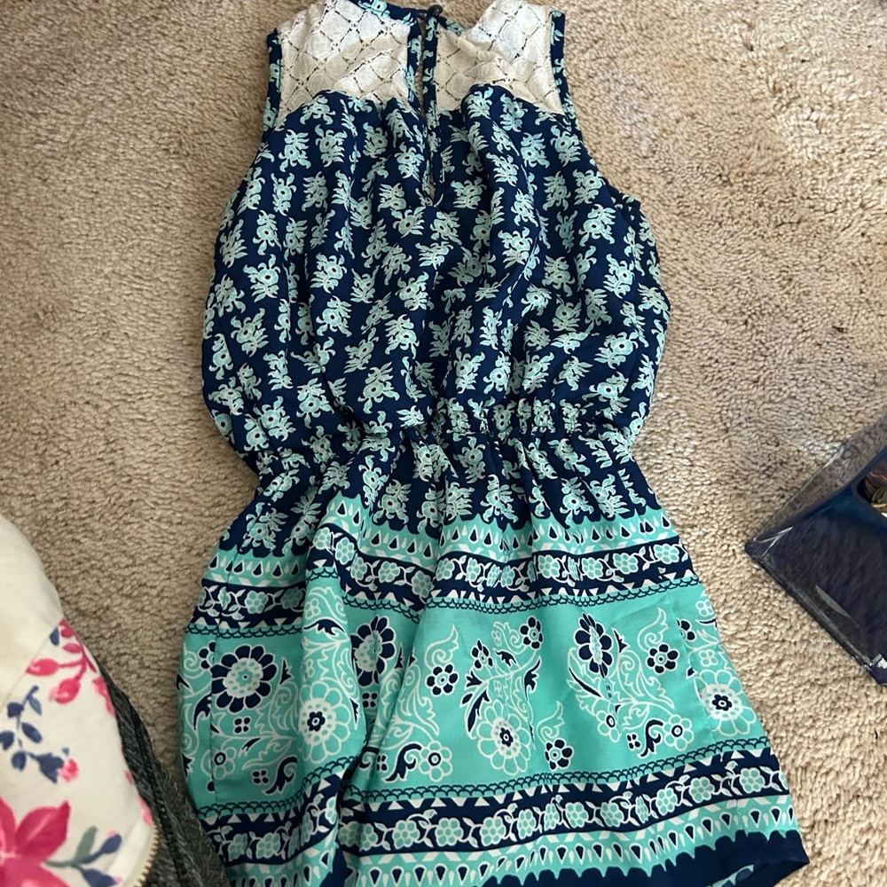 Bundle of girls clothes